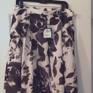 St.John's Designer floral skirt